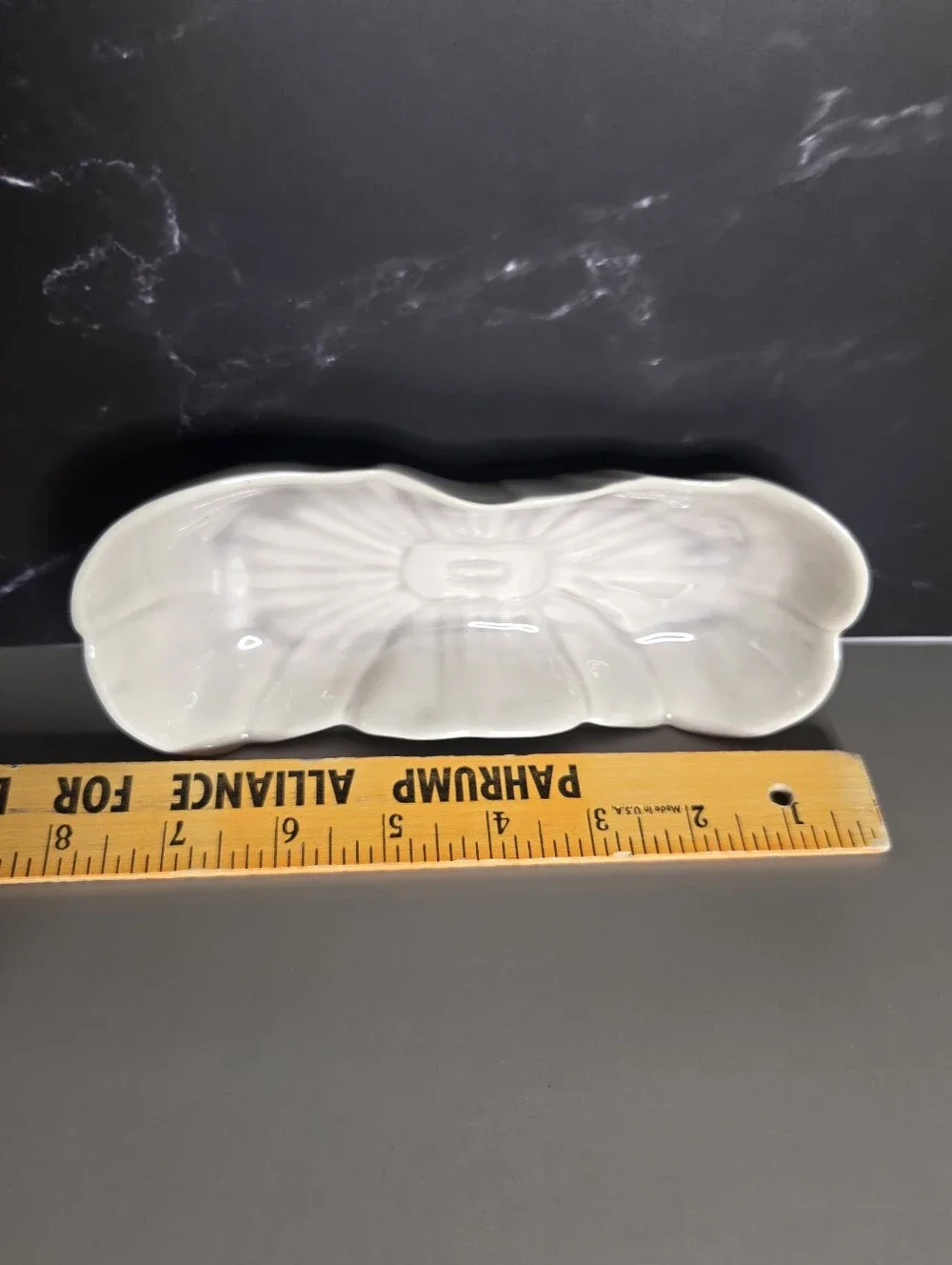 Roselane California Pasadena Porcelain Gray Tray